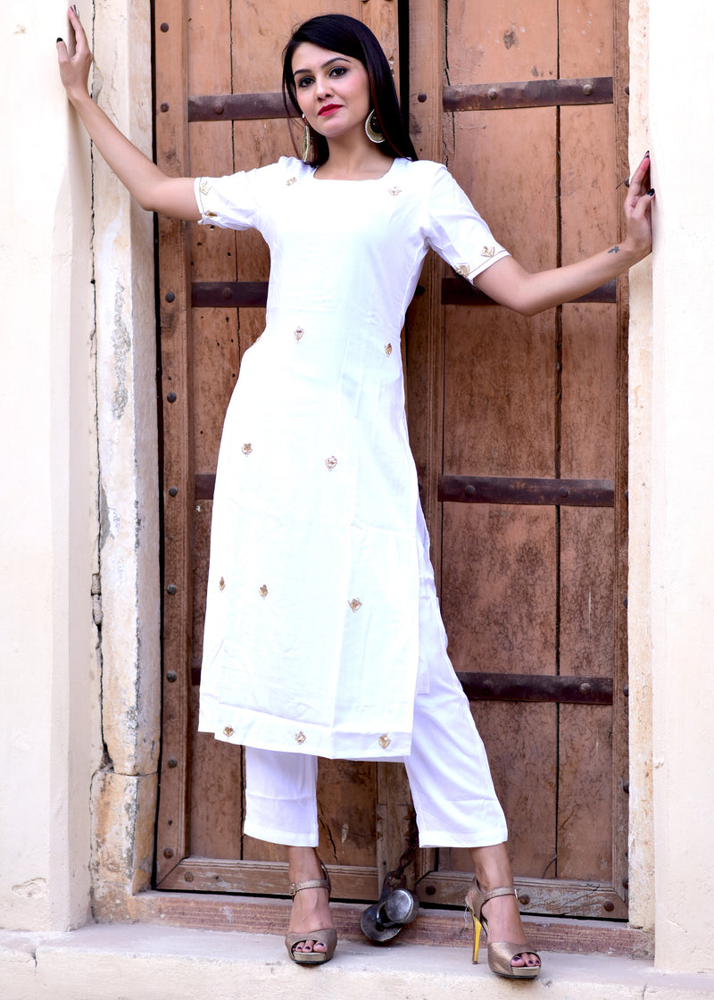 White Cotton Printed Straight Kurti With Pant And Dupatta | Leemboodi